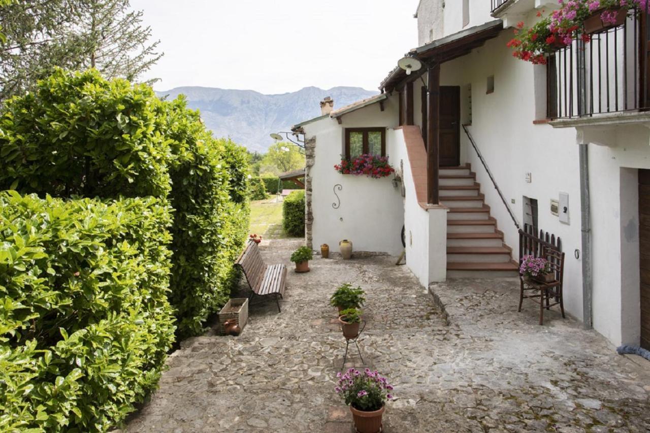 Il Ciavattone Bed And Bike Bed & Breakfast Sulmona Exterior foto