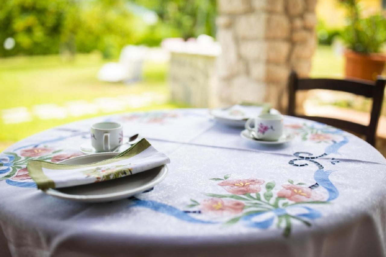 Il Ciavattone Bed And Bike Bed & Breakfast Sulmona Exterior foto