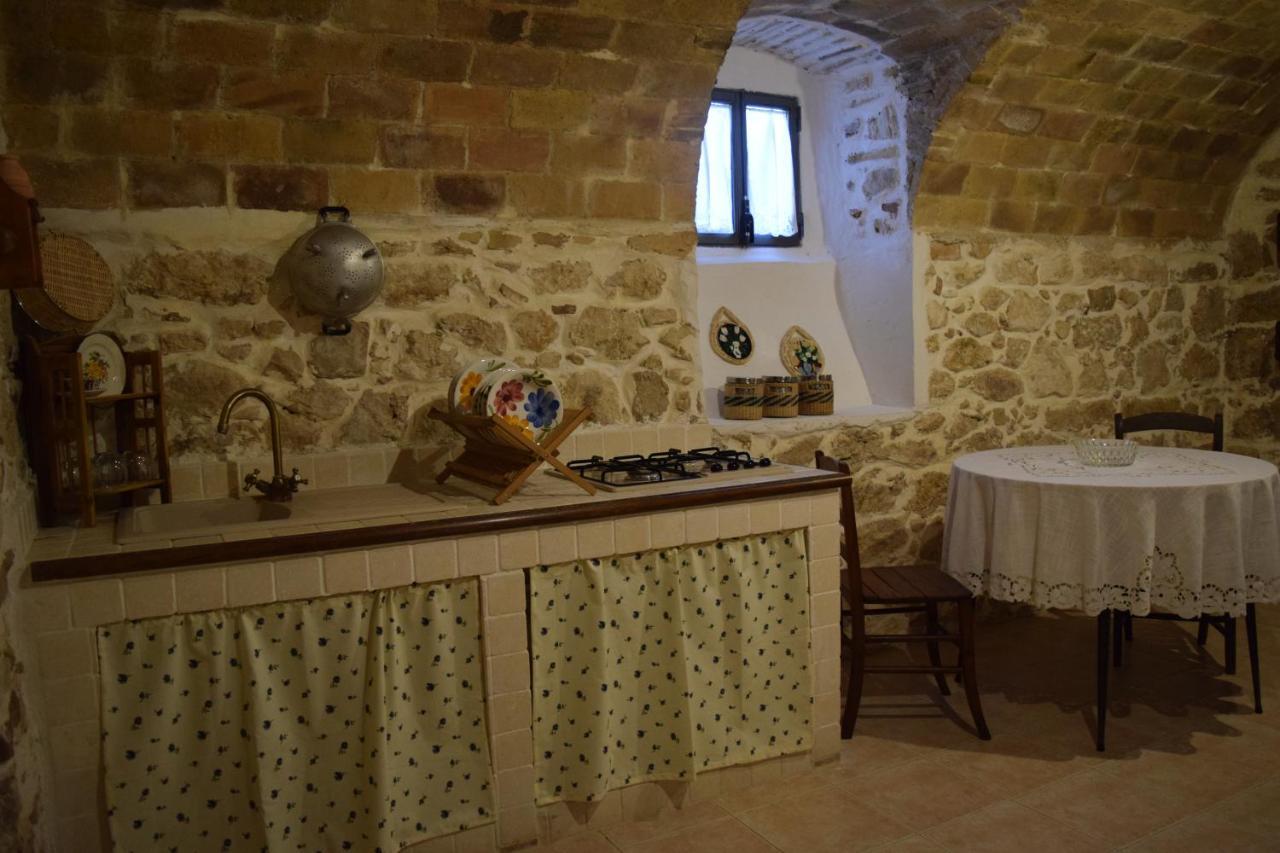 Il Ciavattone Bed And Bike Bed & Breakfast Sulmona Exterior foto