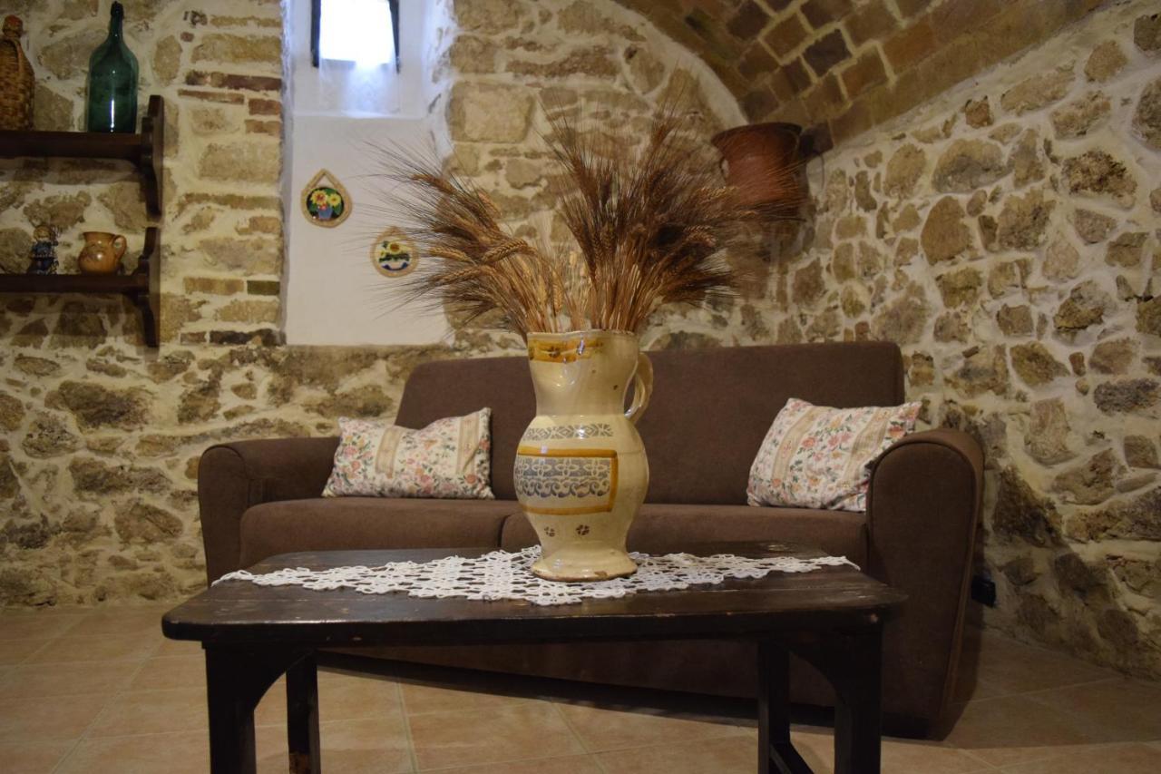 Il Ciavattone Bed And Bike Bed & Breakfast Sulmona Exterior foto